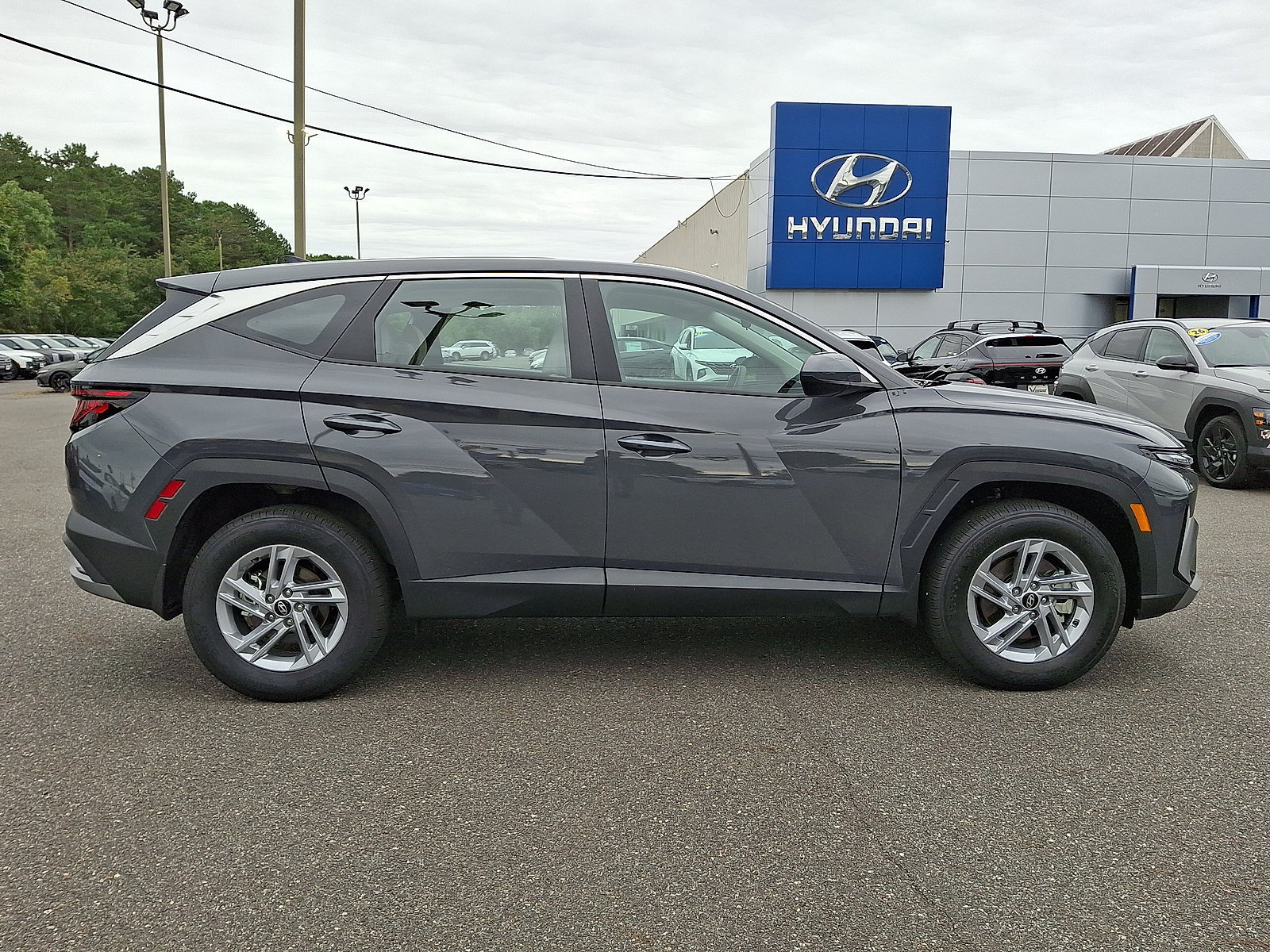 Used 2025 Hyundai Tucson SE AWD/4WD image 23