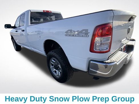 Used 2020 RAM 2500 Tradesman w/ Chrome Appearance Group image 3