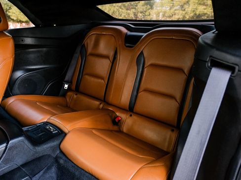 Used 2016 Chevrolet Camaro LT RWD image 39