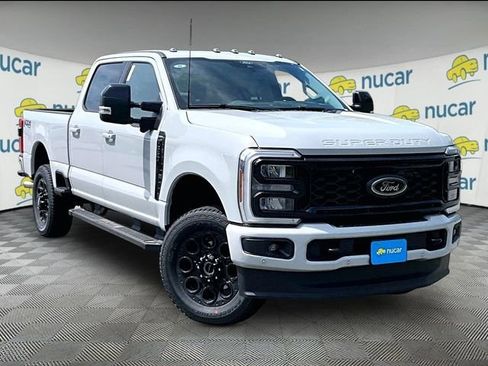 New 2026 Ford F350 Lariat w/ Black Appearance Package AWD/4WD image 16
