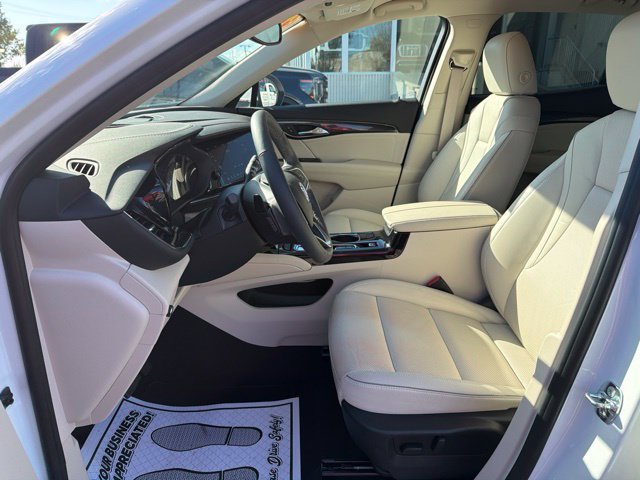 Used 2023 Buick Envision Essence AWD/4WD image 13