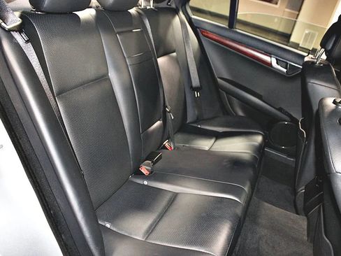 Used 2010 Mercedes-Benz C 300 C 300 Sport Sedan 4D image 27