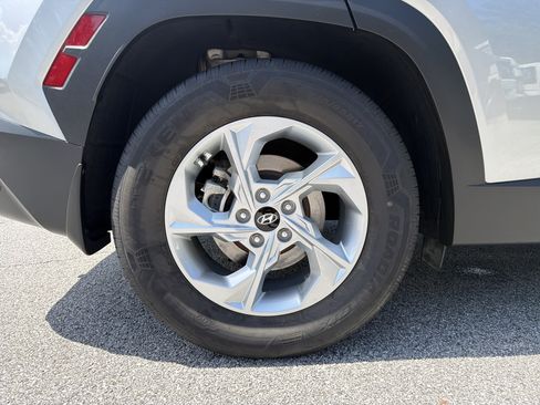 Used 2022 Hyundai Tucson SEL FWD image 18