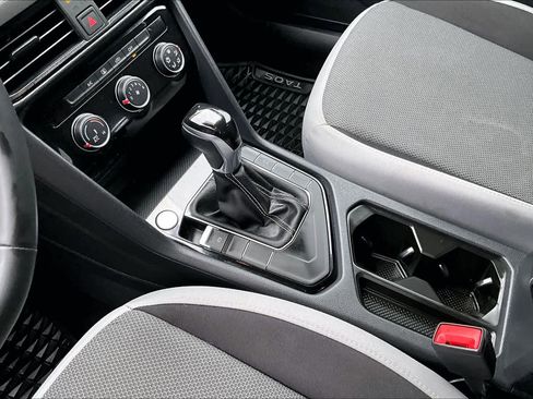 Certified 2024 Volkswagen Taos S image 17