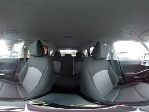 Used 2025 Kia Soul LX w/ LX Technology Package image 42