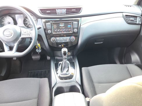 Used 2019 Nissan Rogue Sport S w/ Appearance Package image 12