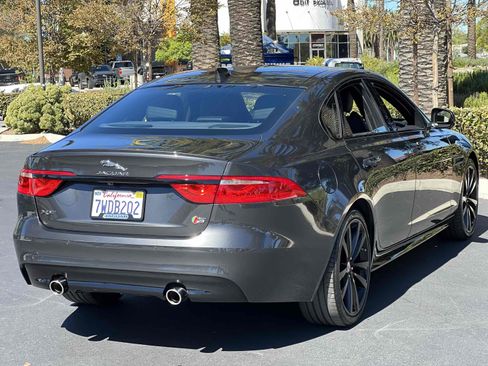 Used 2017 Jaguar XF S image 25