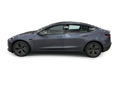 Certified 2023 Tesla Model 3 Standard Range RWD image 3