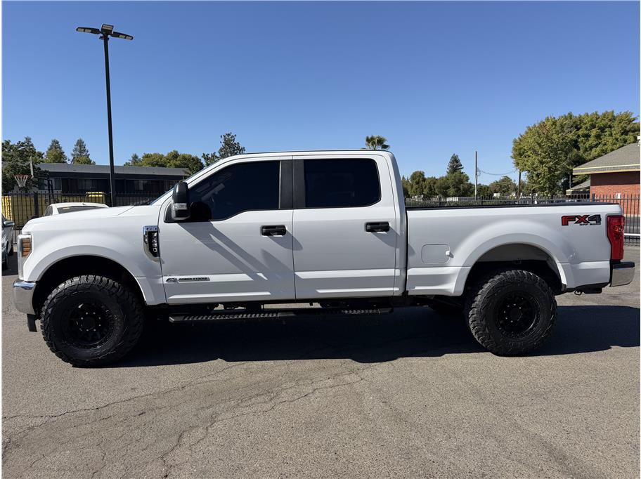 Used 2019 Ford F250 XL w/ STX Appearance Package AWD/4WD image 4