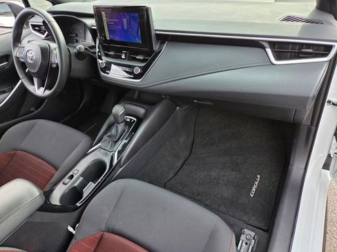 Used 2025 Toyota Corolla SE FWD image 21