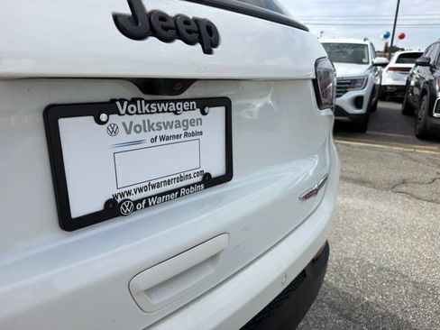 Used 2021 Jeep Compass Trailhawk AWD/4WD image 23