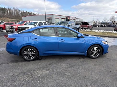 Used 2021 Nissan Sentra SV w/ Electronics Package image 2