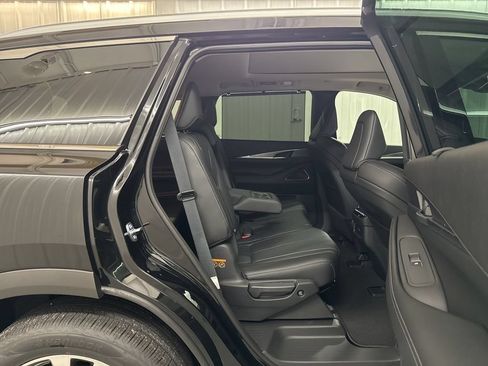 Certified 2026 INFINITI QX60 Luxe w/ Cargo Package FWD image 29