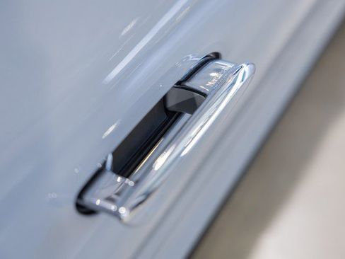 Used 2022 Mercedes-Benz SL 55 AMG 4MATIC image 16