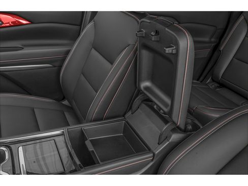 New 2027 Chevrolet Traverse Z71 w/ LPO, Floor Liner Package AWD/4WD image 35