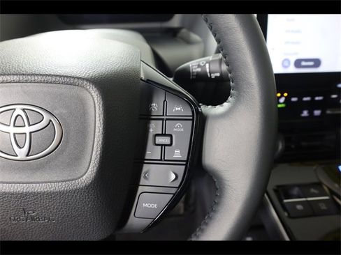 Used 2024 Toyota bZ4X XLE image 19