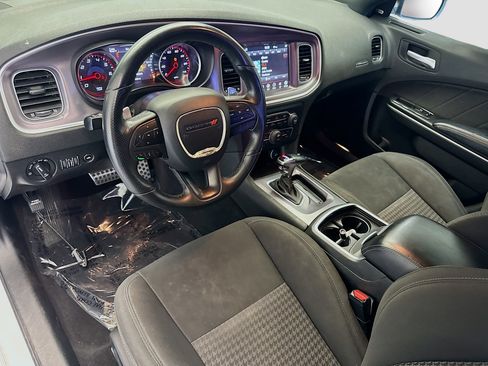 Used 2019 Dodge Charger GT RWD image 7