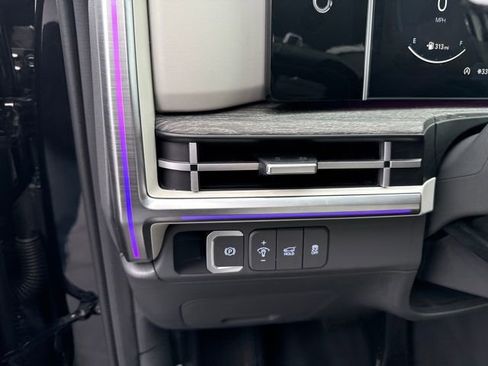 Certified 2025 Hyundai Santa Fe Calligraphy image 16