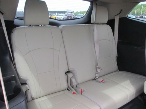 Used 2021 Buick Enclave Premium w/ Sun and Sites Package FWD image 24