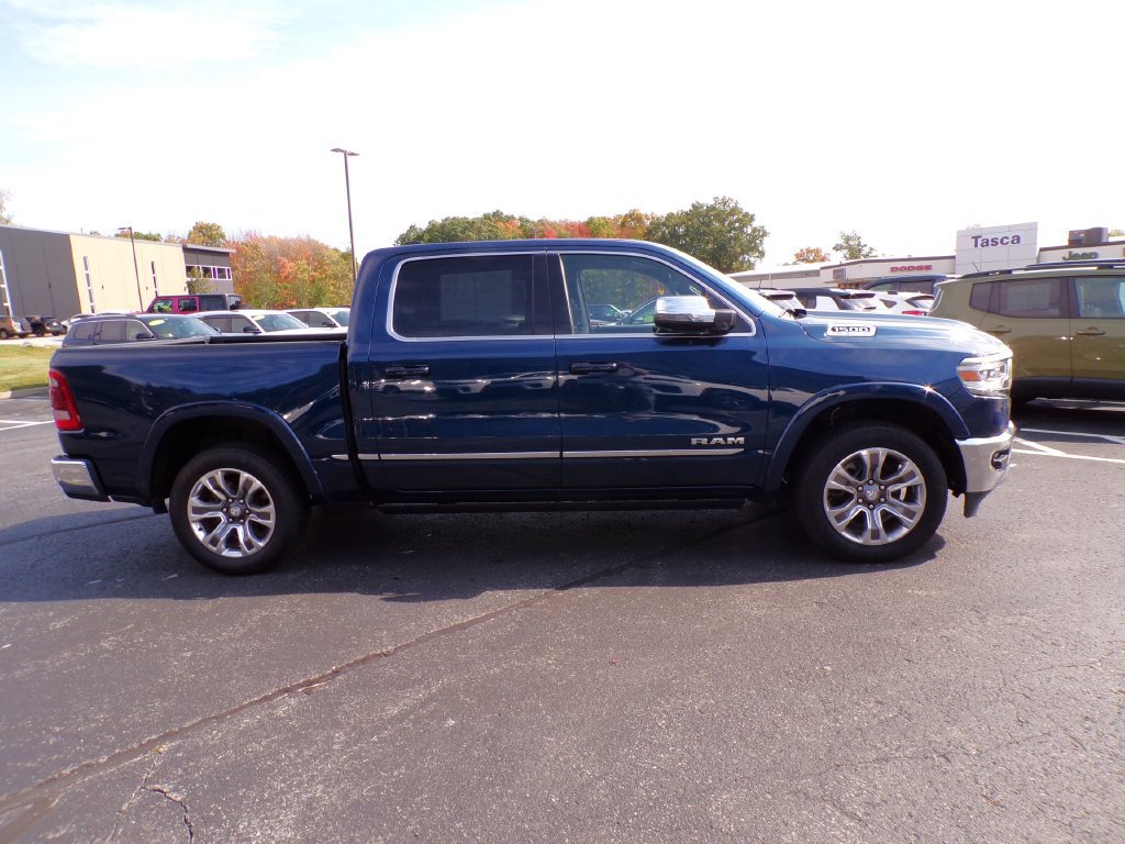 Used 2023 RAM 1500 Limited AWD/4WD image 4