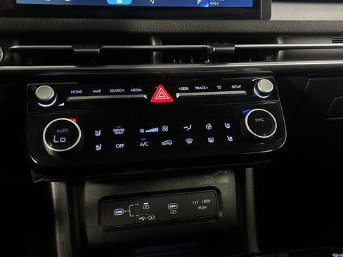 Used 2025 Hyundai Tucson Limited image 22