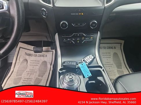 Used 2019 Ford Edge SEL w/ Equipment Group 201A FWD image 15