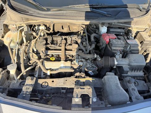 Used 2023 Nissan Versa SV image 20