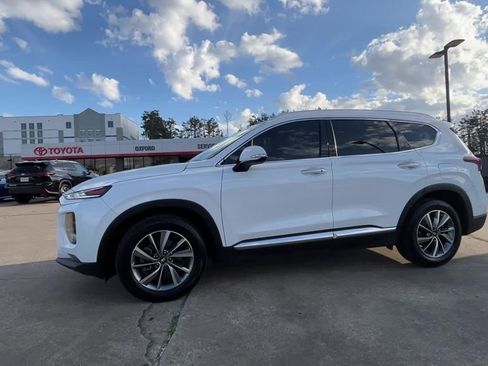 Used 2020 Hyundai Santa Fe SEL w/ Convenience + Premium Package image 3