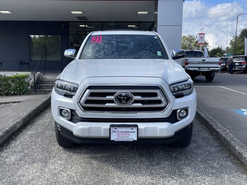 Certified 2021 Toyota Tacoma Limited AWD/4WD image 2