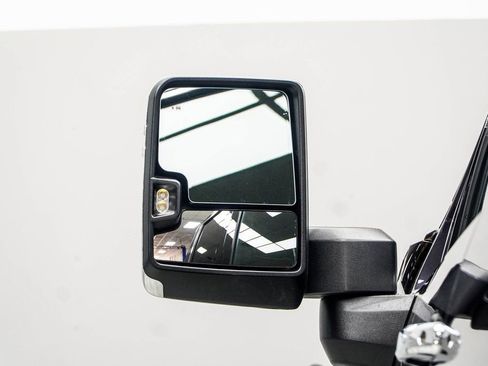 Used 2024 GMC Sierra 2500 Denali Ultimate image 14