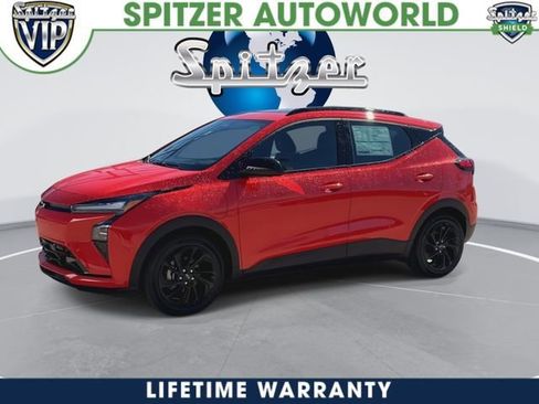 New 2027 Chevrolet Bolt RS w/ Technology Package FWD image 4