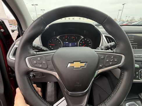 Used 2019 Chevrolet Equinox LT image 15