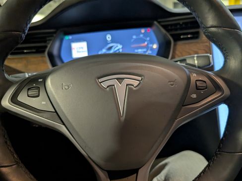 Used 2020 Tesla Model S Long Range Plus image 32