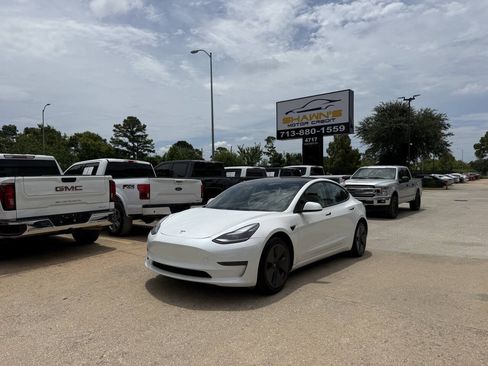 Used 2023 Tesla Model 3 Standard Range RWD image 41