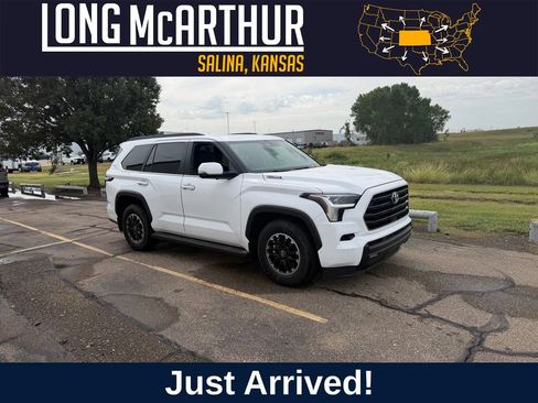 Used 2026 Toyota Sequoia SR5 w/ TRD Off-Road Package AWD/4WD image 1