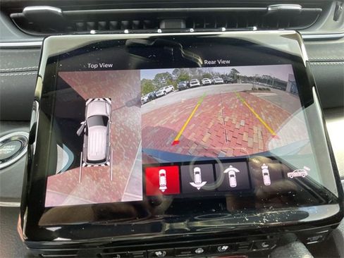 Used 2023 Jeep Grand Cherokee Limited w/ Luxury Tech Group II image 24