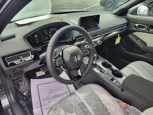 Certified 2025 Honda Civic Sport image 17
