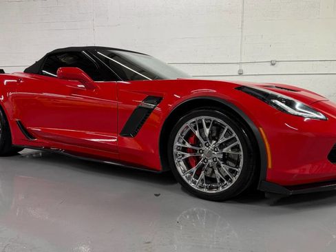 Used 2019 Chevrolet Corvette Z06 image 2