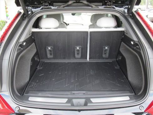 New 2026 Cadillac Optiq Sport 2 image 31