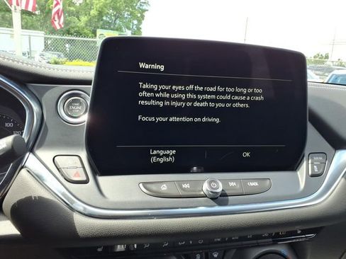 Used 2024 Chevrolet Blazer LT w/ Convenience Package FWD image 18