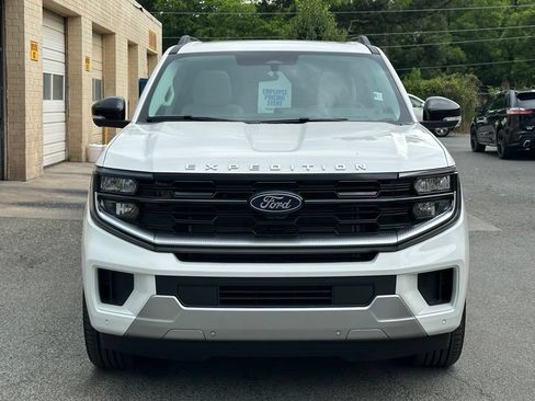 New 2026 Ford Expedition Platinum w/ Platinum Ultimate Package AWD/4WD image 11