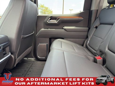 Used 2025 GMC Sierra 1500 Denali w/ Technology Package AWD/4WD image 22