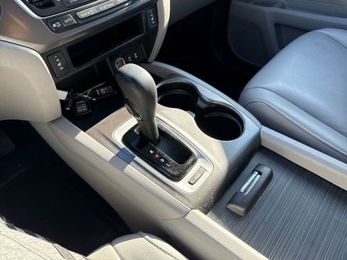 Certified 2018 Honda Pilot EX-L image 30