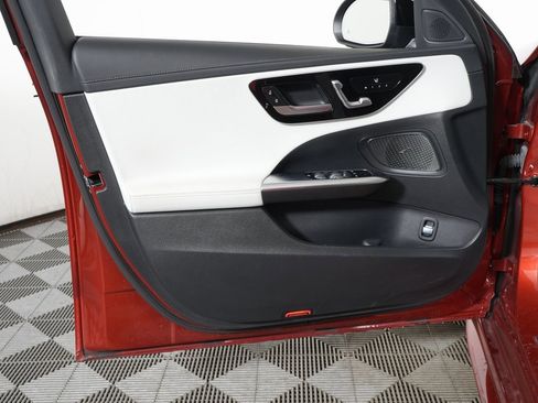 Certified 2023 Mercedes-Benz C 300 4MATIC Sedan image 9