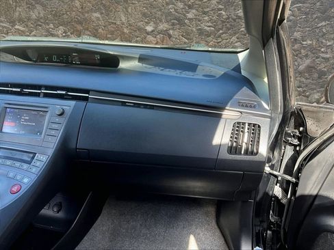 Used 2012 Toyota Prius Two image 15