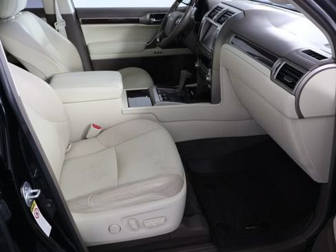 Used 2019 Lexus GX 460 Premium w/ Premium Package AWD/4WD image 23