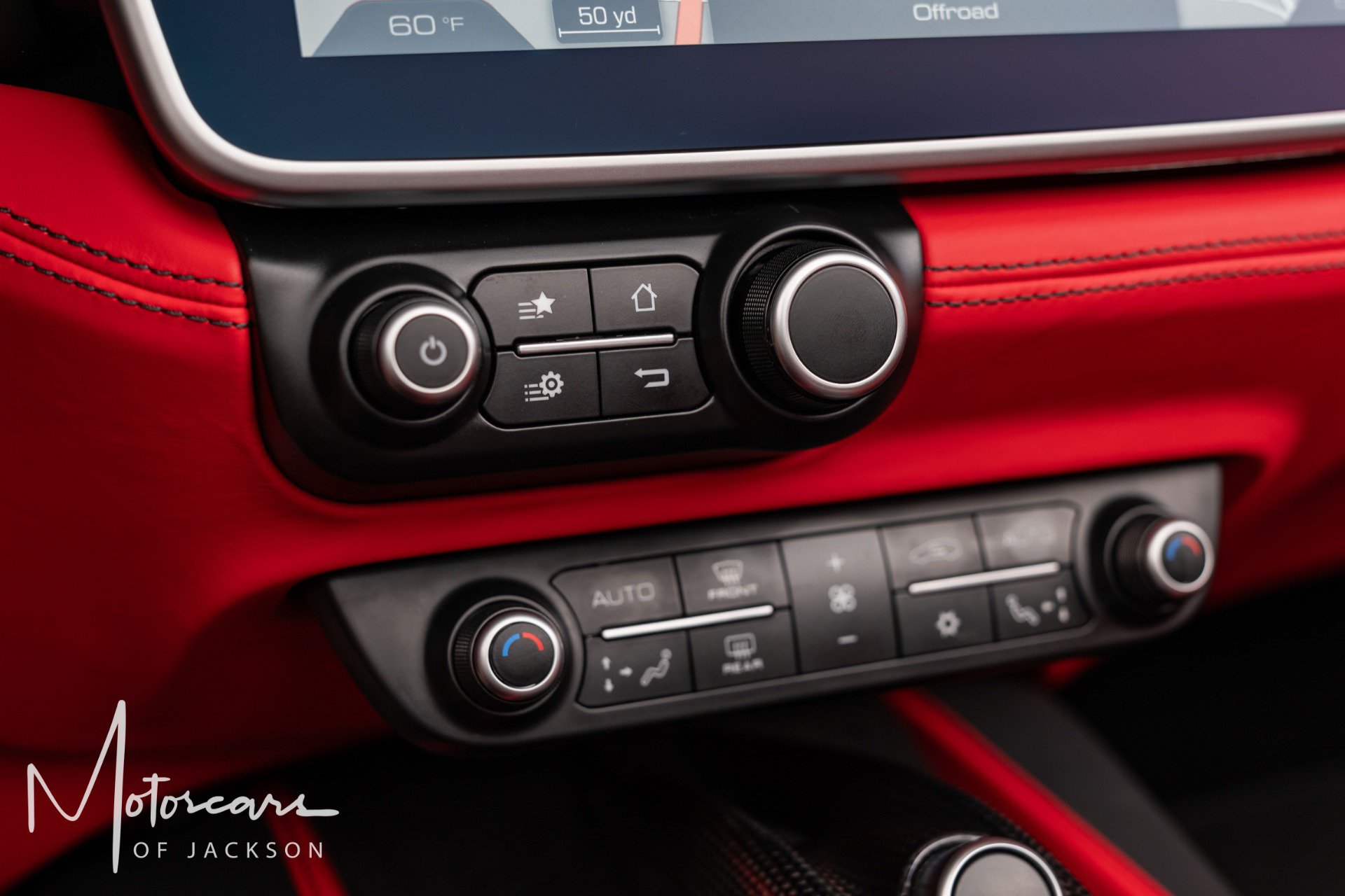 Used 2019 Ferrari Portofino RWD image 38