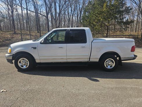 Used 2001 Ford F150 XLT image 10
