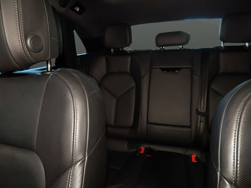 Used 2022 Porsche Macan image 27