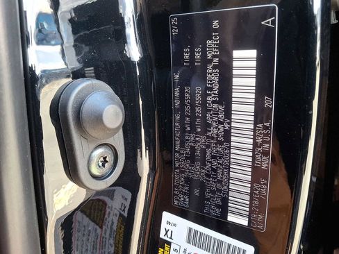 New 2026 Toyota Highlander XSE image 18